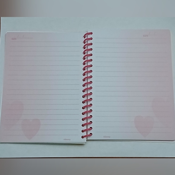 New Disney Princess holographic 50 sheets journal - Picture 7 of 7